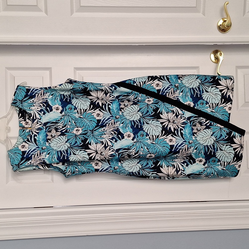 Tommy Hilfiger floral dress size 16.
